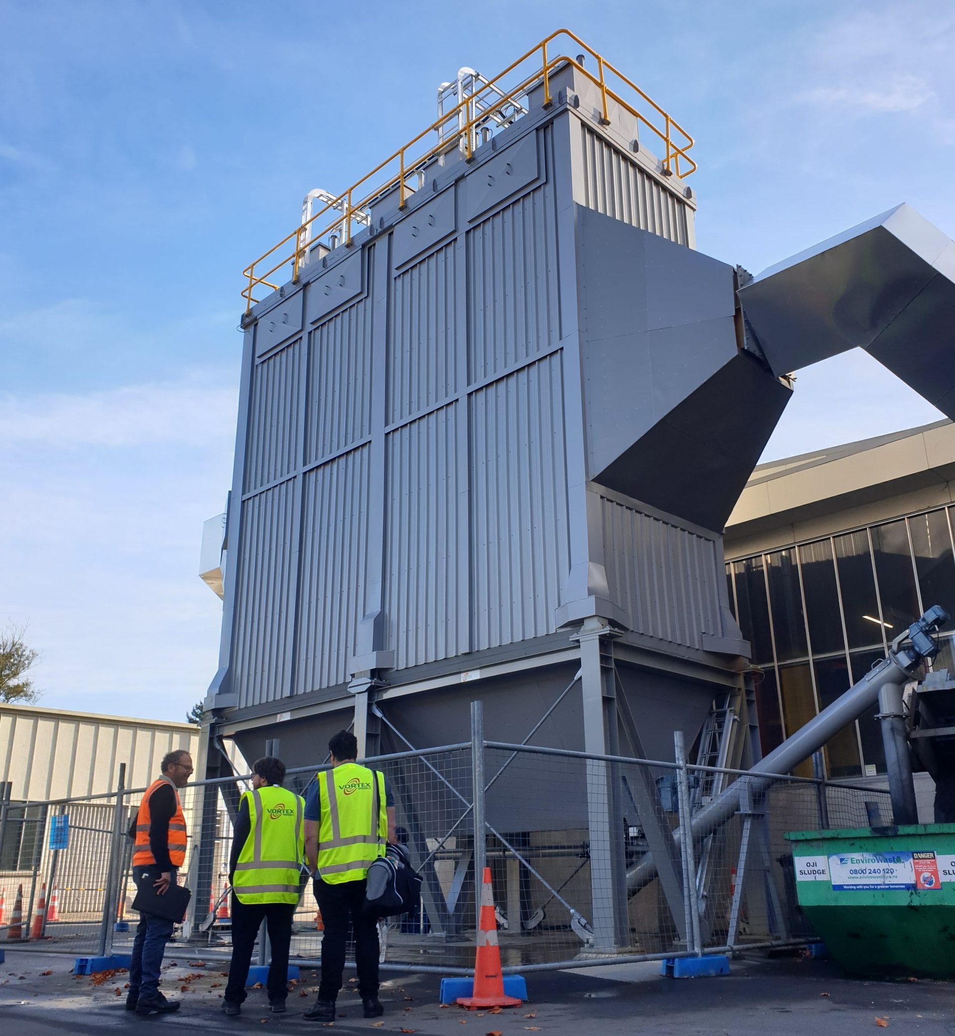 photo of Fowlerex staff at APC site